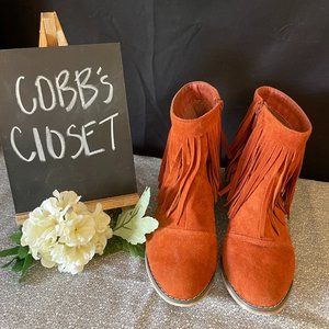 Breckelle's Ankle Boots With Fringe
